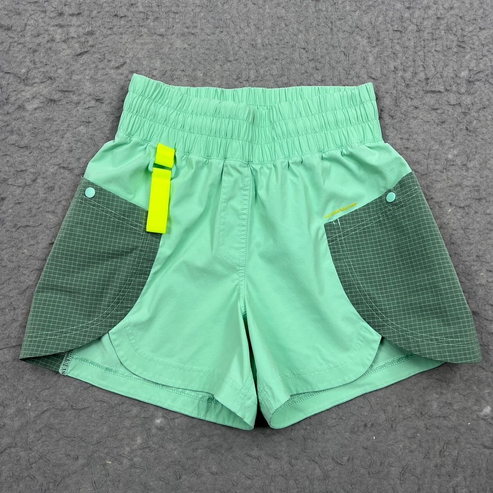 Lululemon Shorts Womens 2 Mint Drop-In Pocket High-Rise Hiking 4" Running W7CAKS